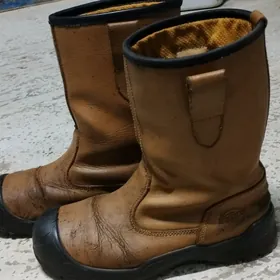 А́дик