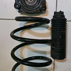 NISSAN Pathfinder opora