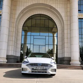 Hyundai Sonata 2021