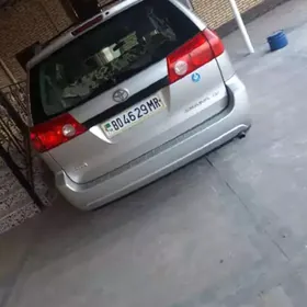 Toyota Sienna 2008