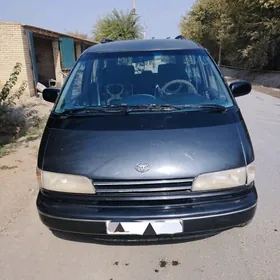 Toyota Previa 1992