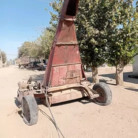 MTZ 82 1998
