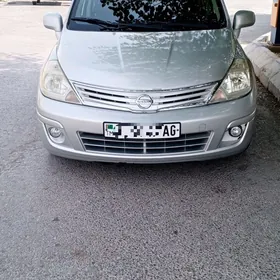 Nissan Versa 2012