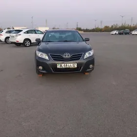 Toyota Camry 2011