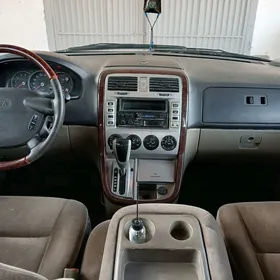 Kia Carnival 2002