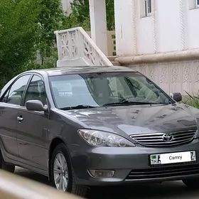 Toyota Camry 2004