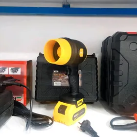 TOZAN ŰFLEŸÄN TÄZE