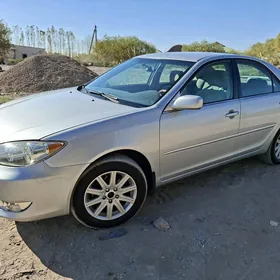 Toyota Camry 2003