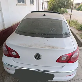 Volkswagen CC 2010