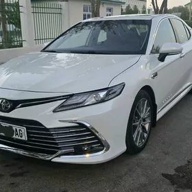 Toyota Camry 2022