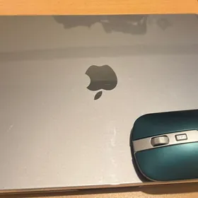 maccbok air m2
