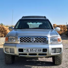 Nissan Pathfinder 2002