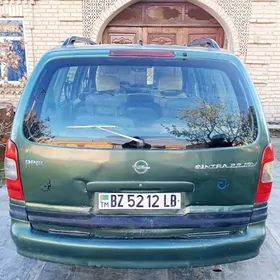 Opel Signum 1999