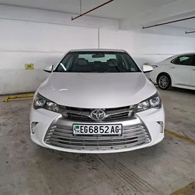 Toyota Camry 2017
