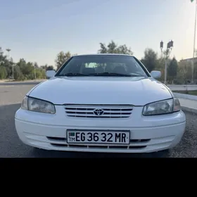 Toyota Camry 1999