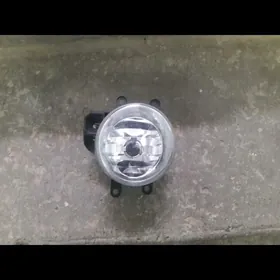 Tayota Rav4 tumannik