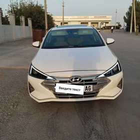 Hyundai Elantra 2020