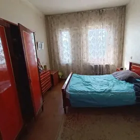 Gowdan A Ýubileýni köçe