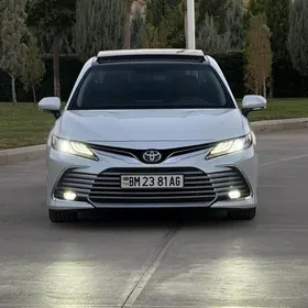 Toyota Camry 2022