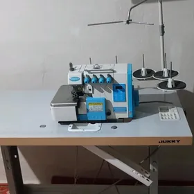 tikin hem awerlok masyn