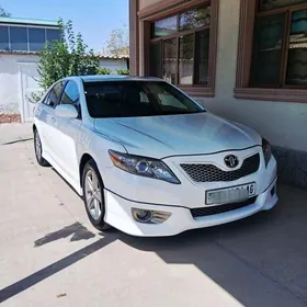 Toyota Camry 2010