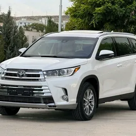 Toyota Highlander 2019