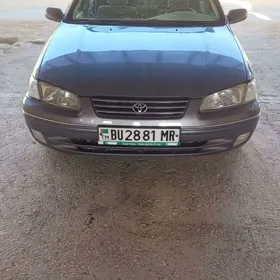 Toyota Camry 1998