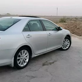 Toyota Camry 2013