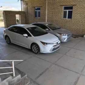 Toyota Corolla 2024