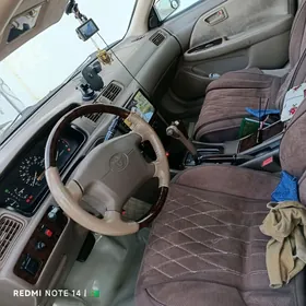 Toyota Camry 2000