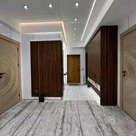 GURTLY LUX 3 KOMNAT