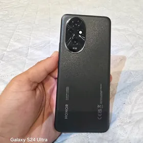 Honor 200
