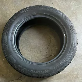 235/60R18