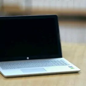 Hp Pavilion/i5/12GB/512GB
