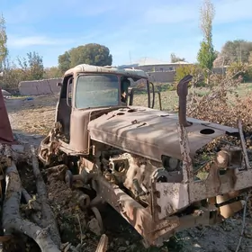 MTZ 80 2015
