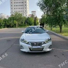 Nissan Maxima 2020