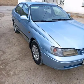 Toyota Carina 1995
