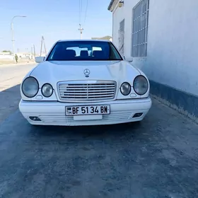 Mercedes-Benz W201 1999