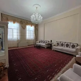 ARENDA MOSCOWSKIÝ ELITKA 5 KOM