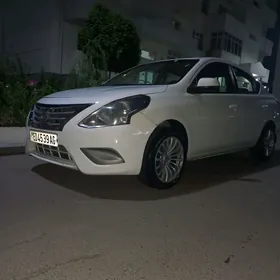 Nissan Sunny 2015
