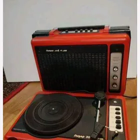 проигрователь Лидер 800м