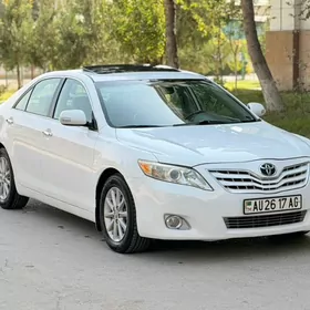 Toyota Camry 2011
