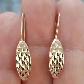 gyzyl gulakhalka  TÄZE