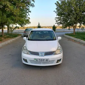 Nissan Versa 2009