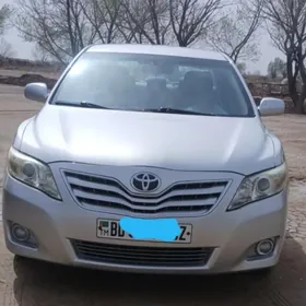 Toyota Camry 2011