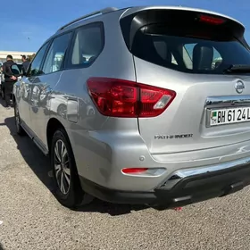 Nissan Pathfinder 2020