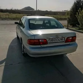 Toyota Avalon 1999