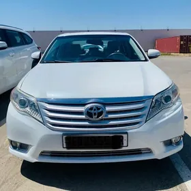 Toyota Avalon 2010