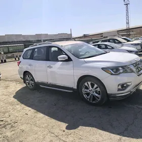 Nissan Pathfinder 2020