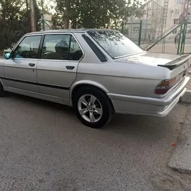 BMW 525 1993